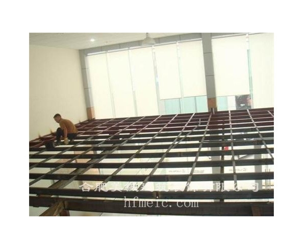 合肥蔚藍商務港隔層施工中