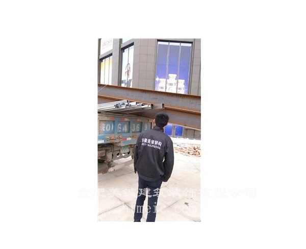 合肥一潮藝夕鋼結(jié)構(gòu)隔層材料下貨