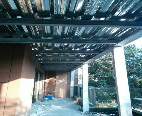 寶能城鋼結(jié)構(gòu)隔層1200家業(yè)主